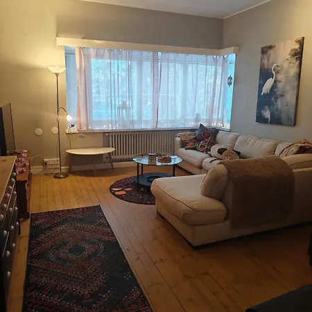 Apartament Cozy By The Isopuisto Park *