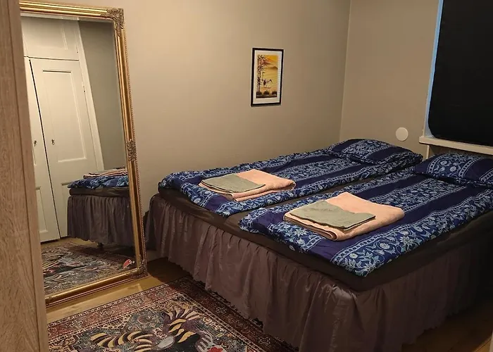 Cozy By The Isopuisto Park Apartment *