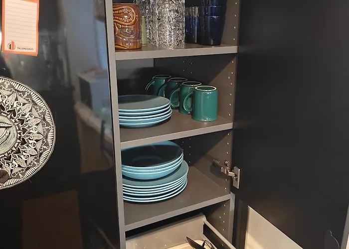 Cozy By The Isopuisto Park شقة كوتكا